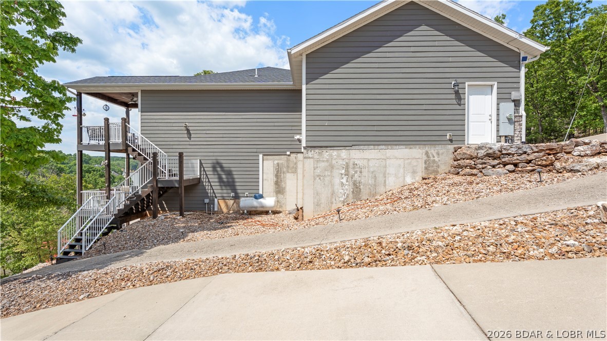 926 Fontana Lane