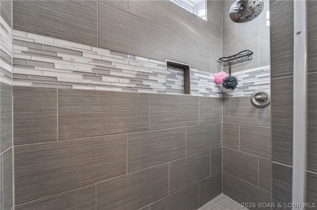 926 Fontana Lane