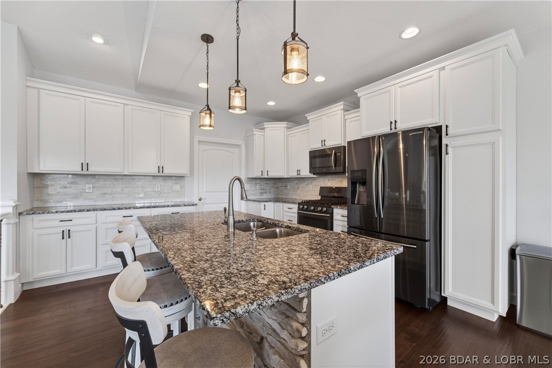 926 Fontana Lane