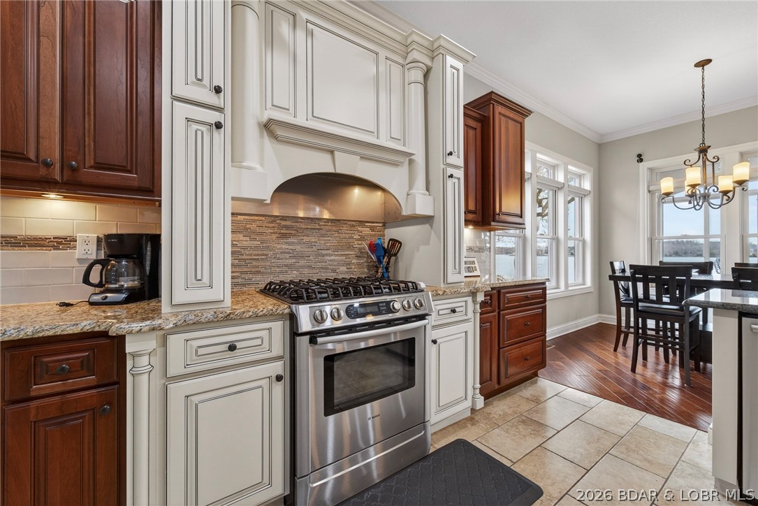 148 Old English Point