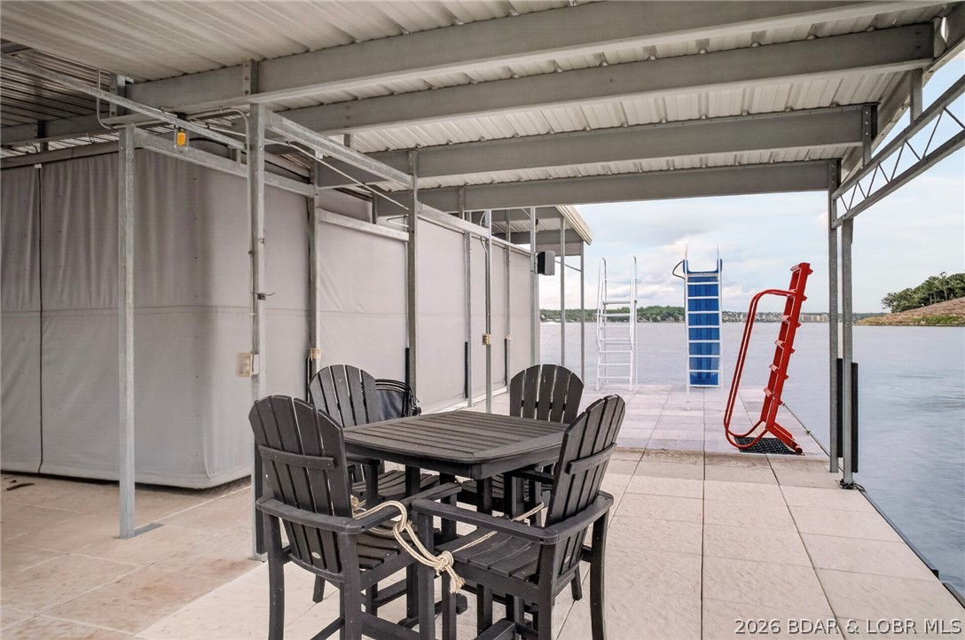 148 Old English Point