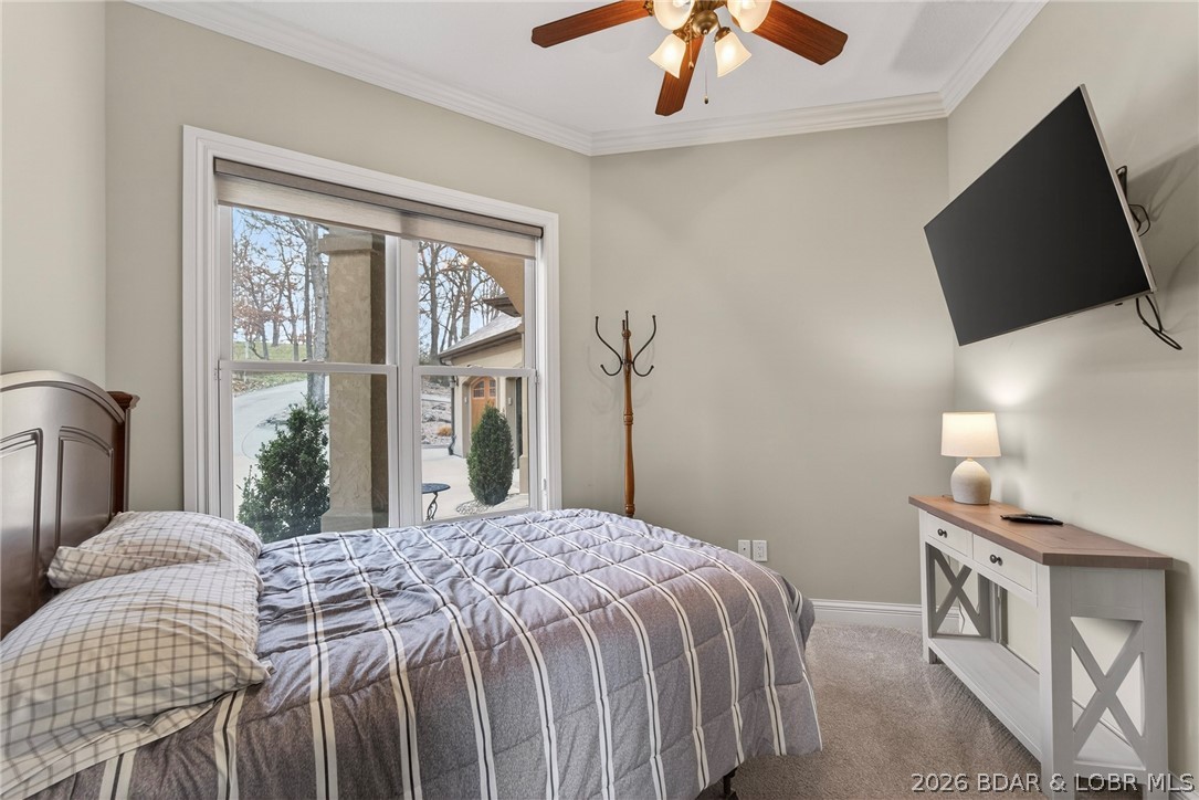 148 Old English Point