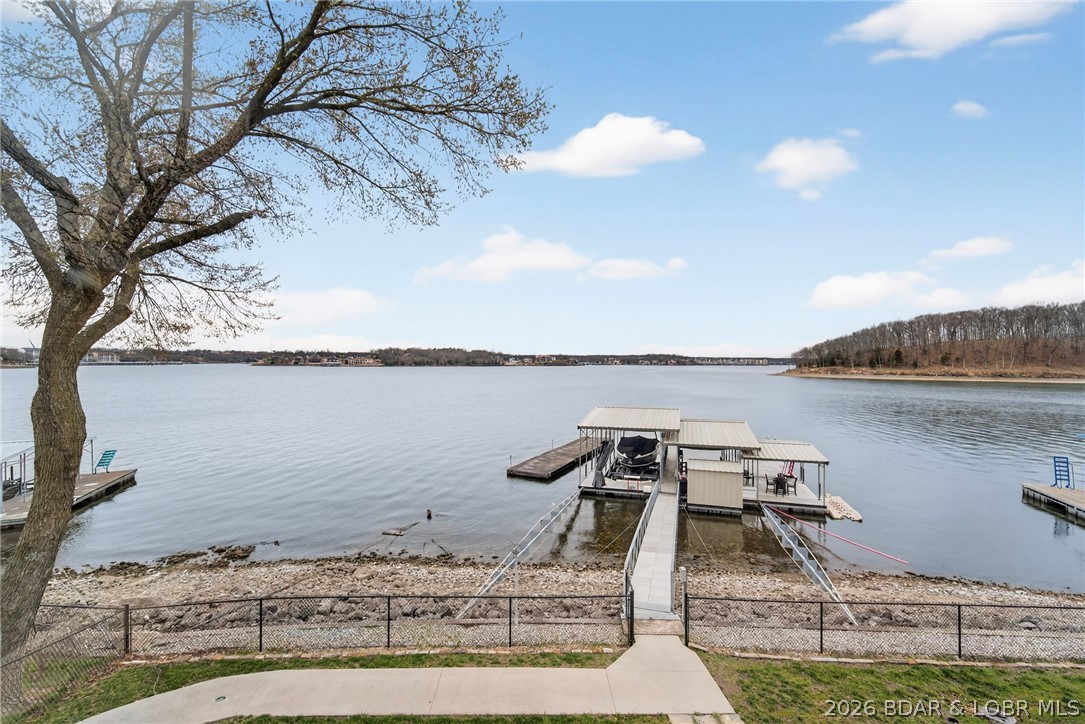 148 Old English Point