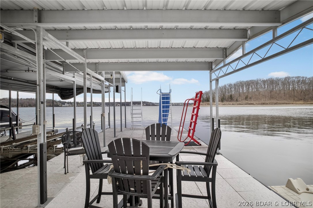 148 Old English Point