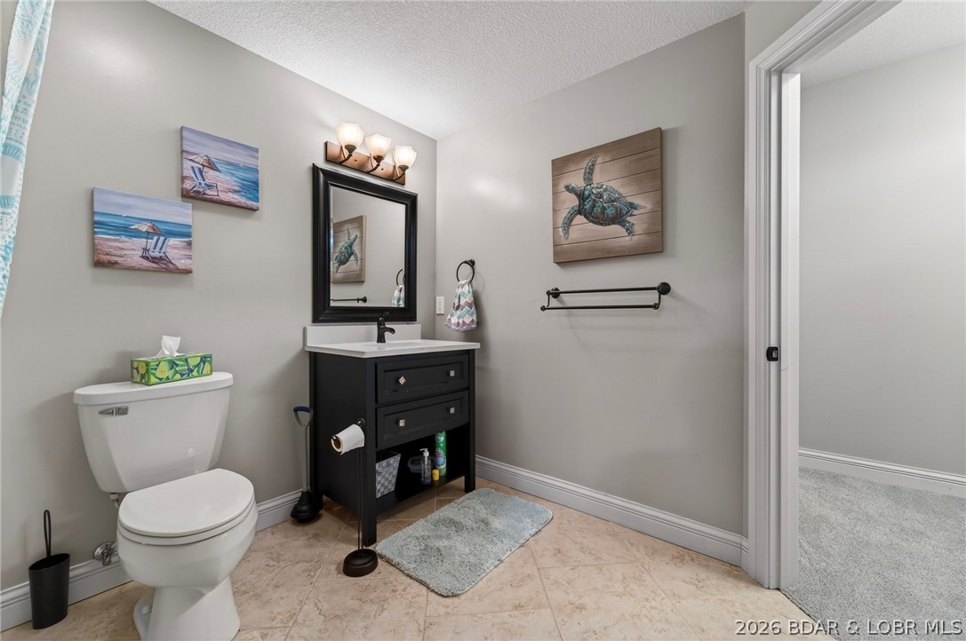 148 Old English Point