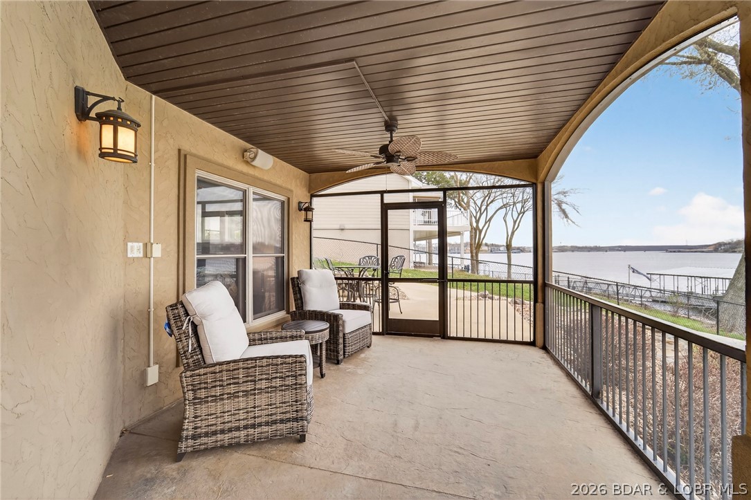 148 Old English Point