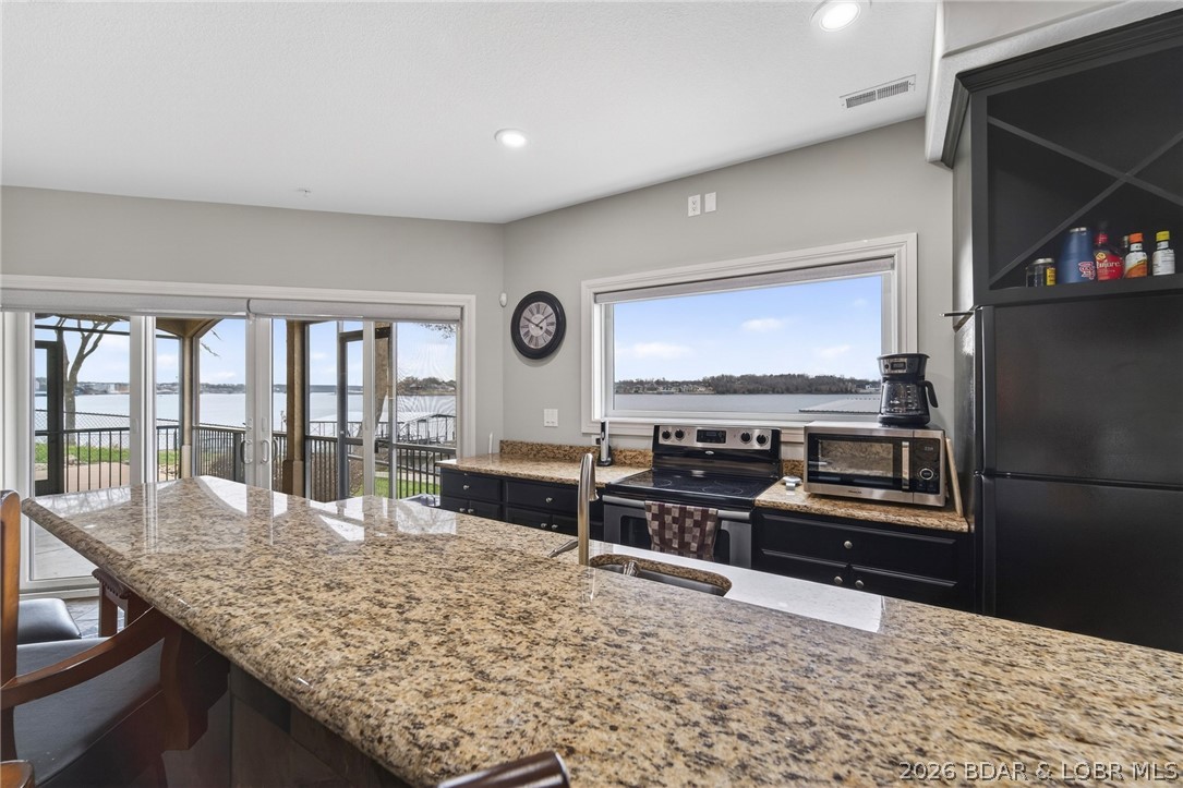 148 Old English Point