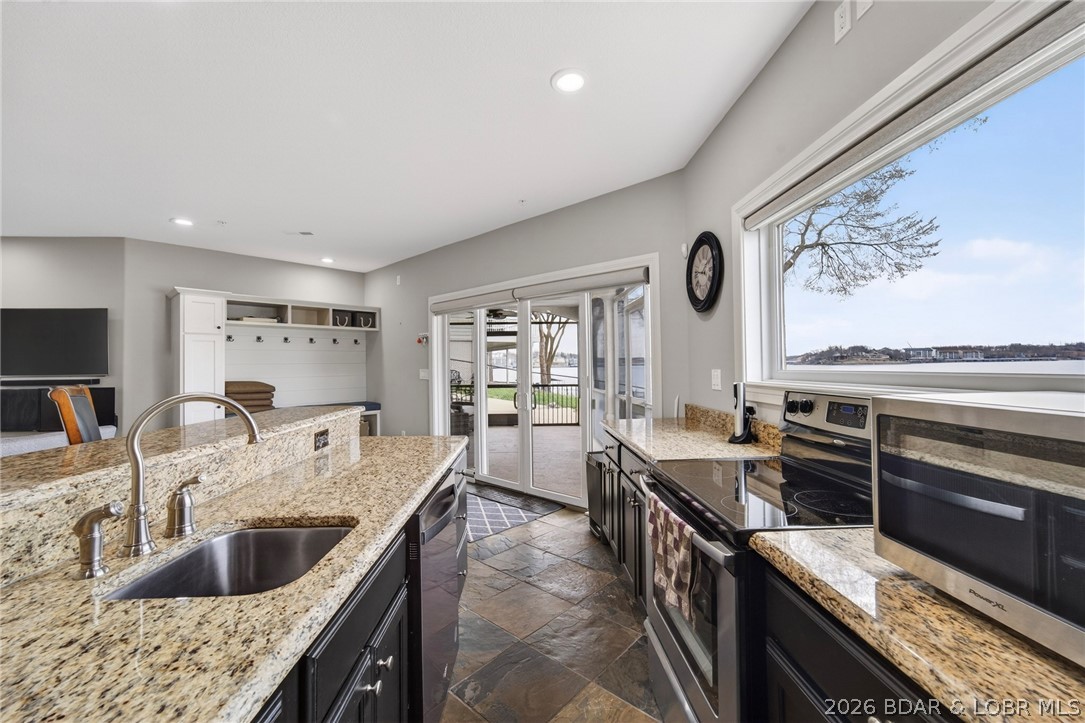 148 Old English Point