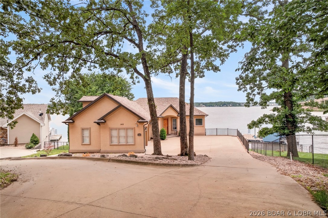 148 Old English Point