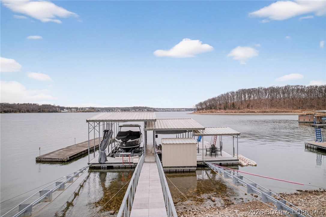 148 Old English Point