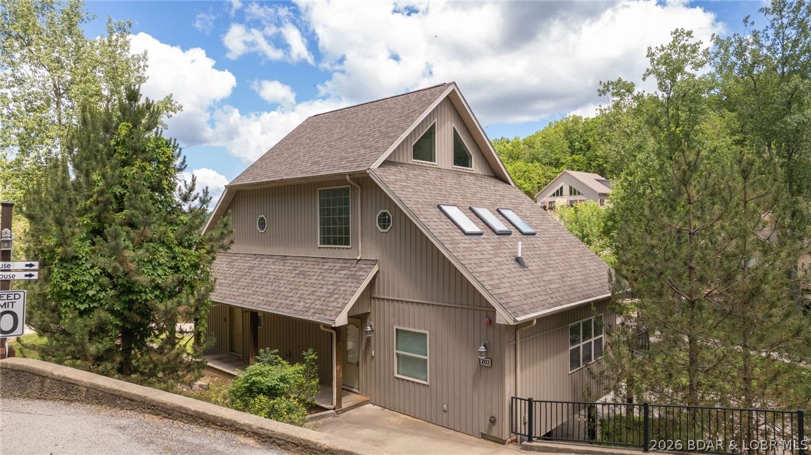 202 Yacht Club Landing Drive