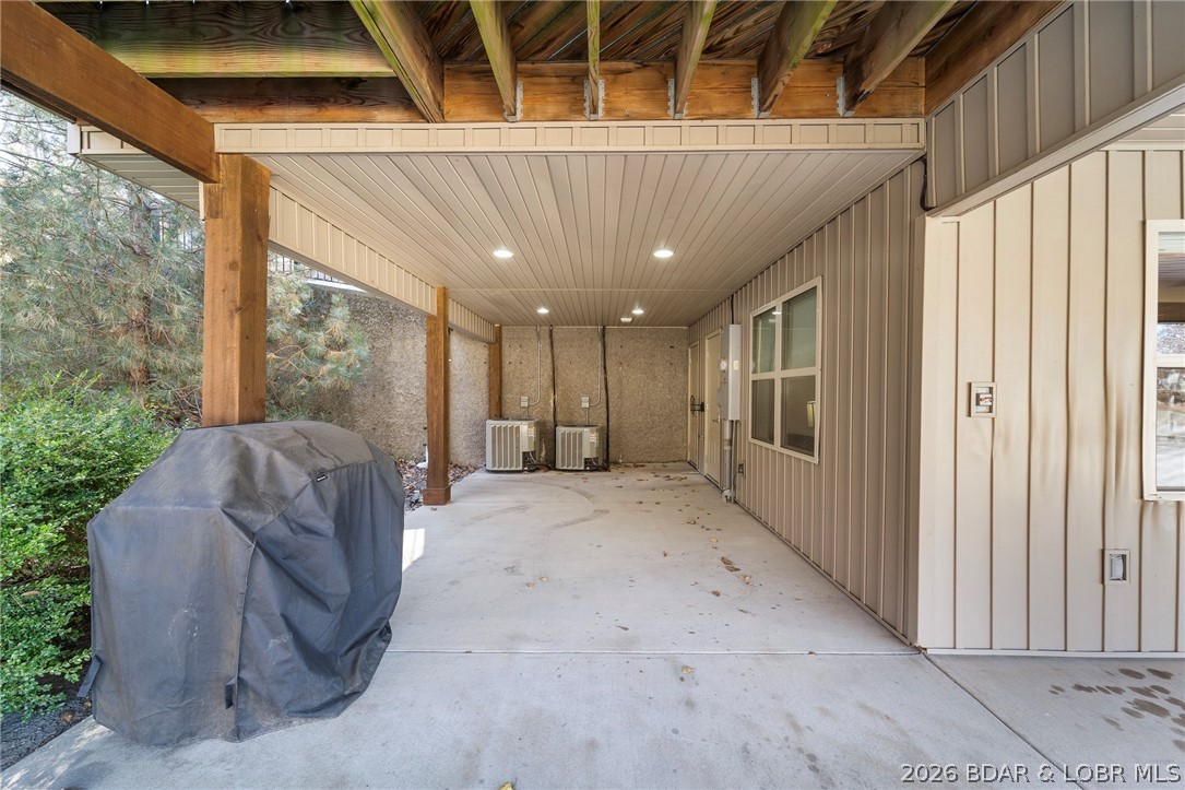202 Yacht Club Landing Drive