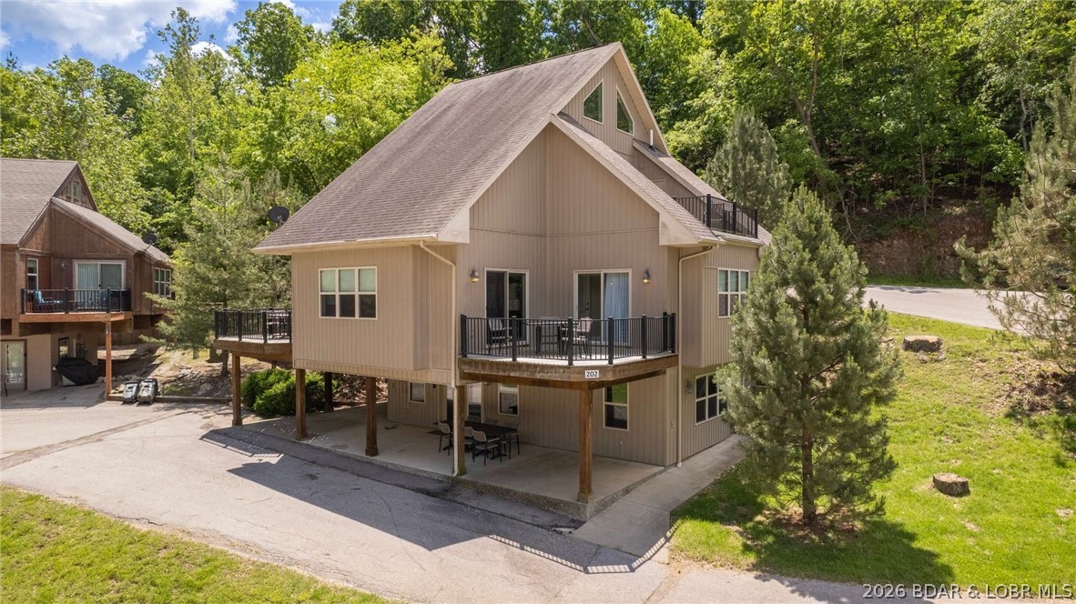 202 Yacht Club Landing Drive