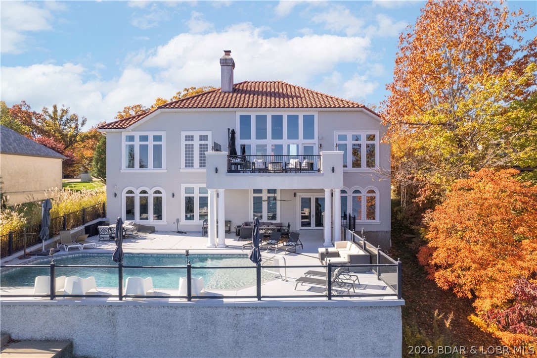 764 Via Del Lago Drive