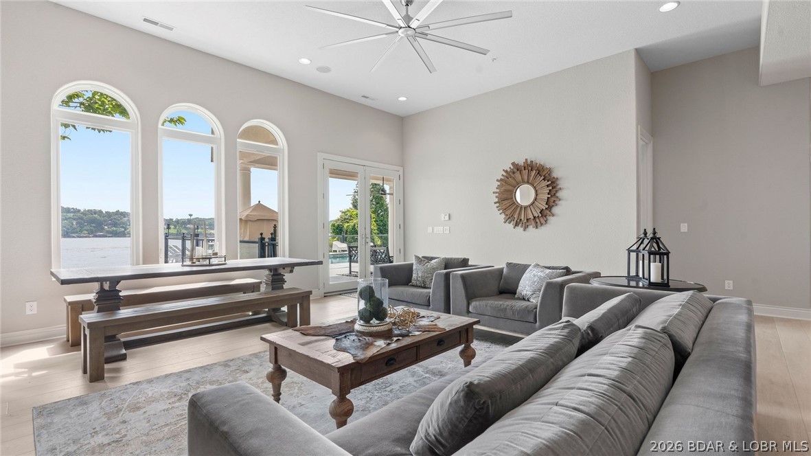 764 Via Del Lago Drive