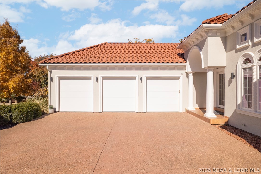 764 Via Del Lago Drive