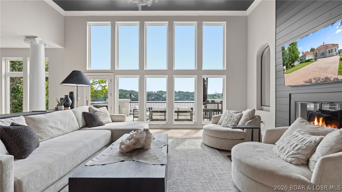 764 Via Del Lago Drive