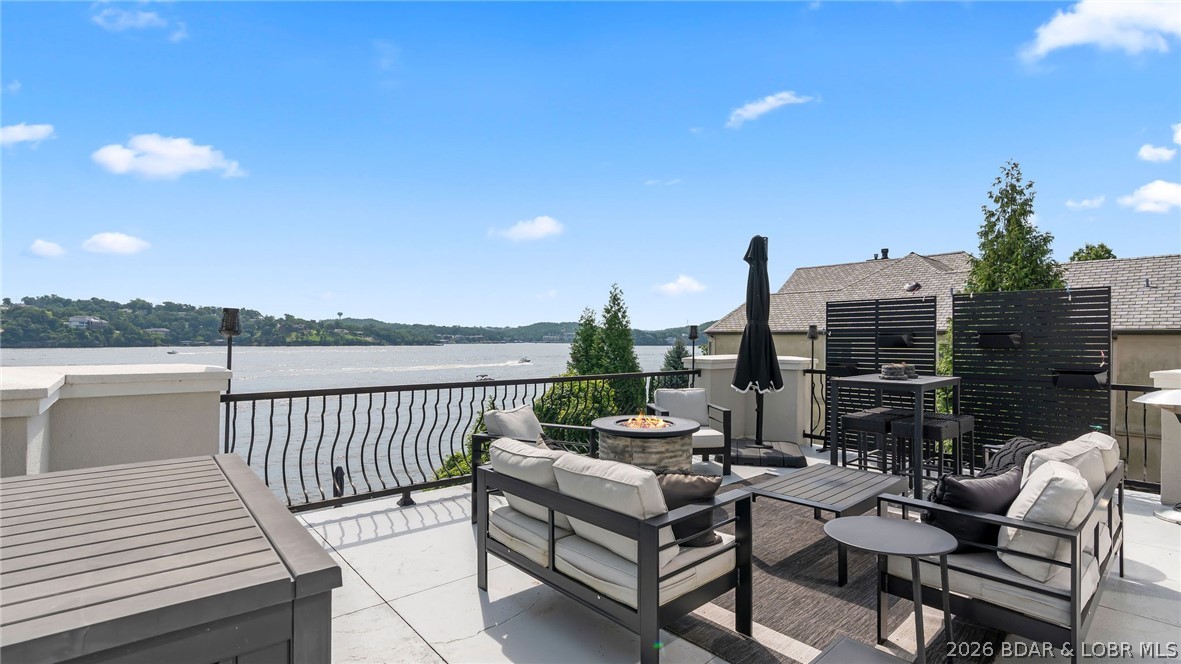 764 Via Del Lago Drive