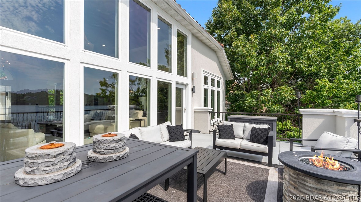 764 Via Del Lago Drive