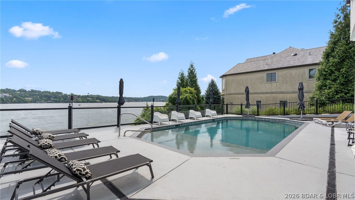 764 Via Del Lago Drive