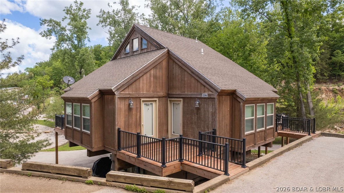 206 Yacht Club Landing Drive