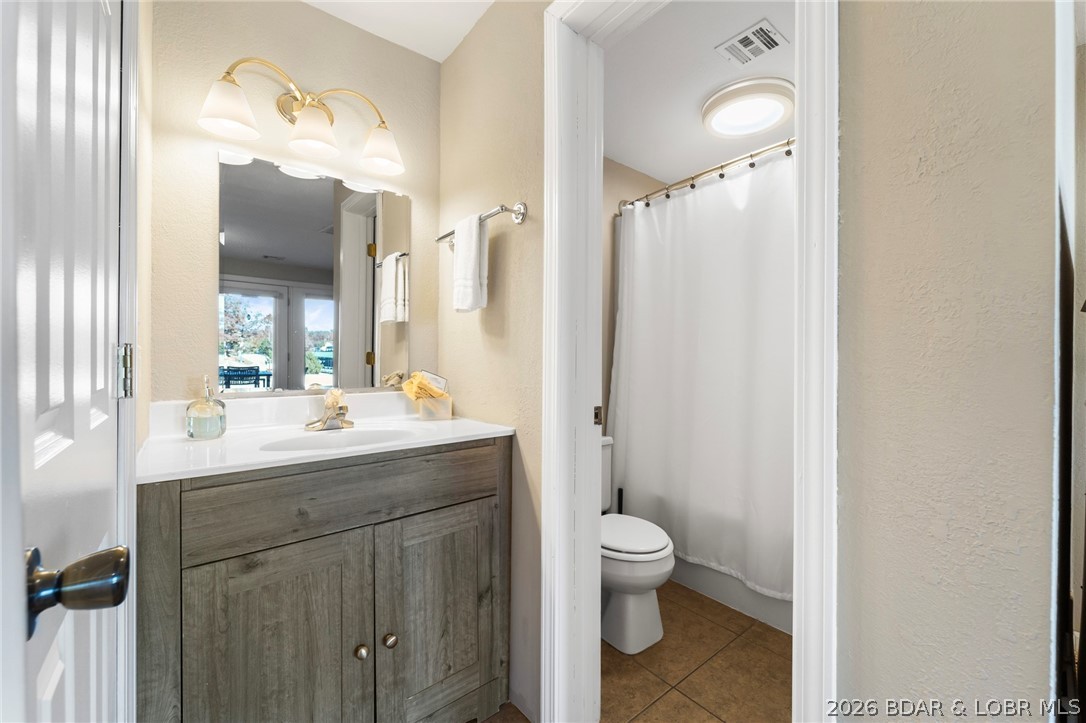 206 Yacht Club Landing Drive