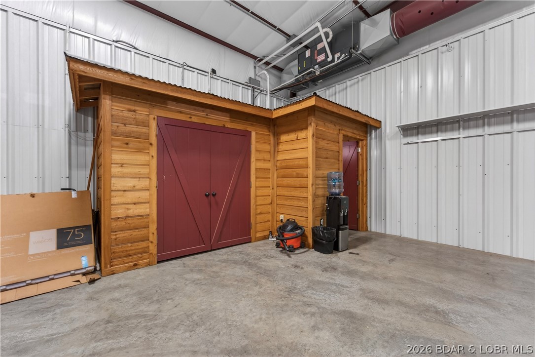 3737 Antioch Lane