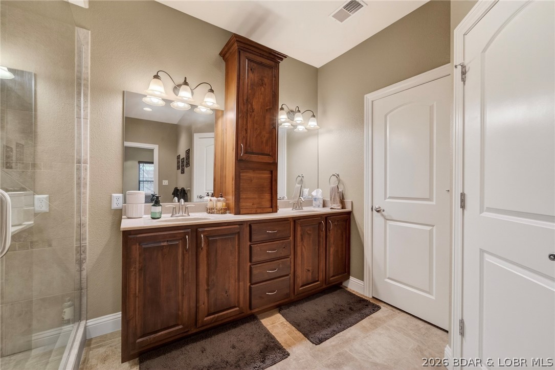 1167 Beacon Pointe Circle