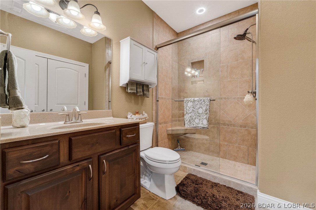 1167 Beacon Pointe Circle