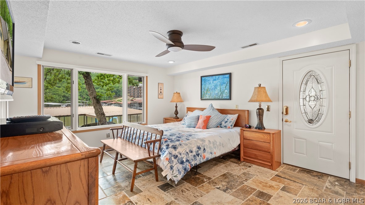 109 Hawk Circle