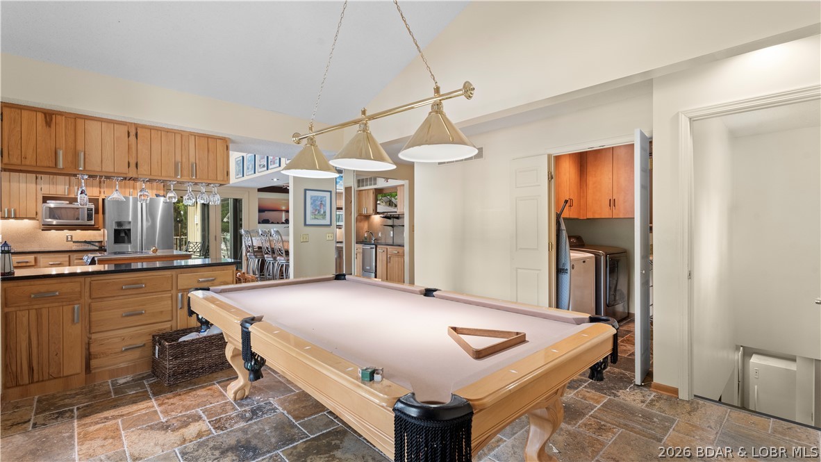 109 Hawk Circle