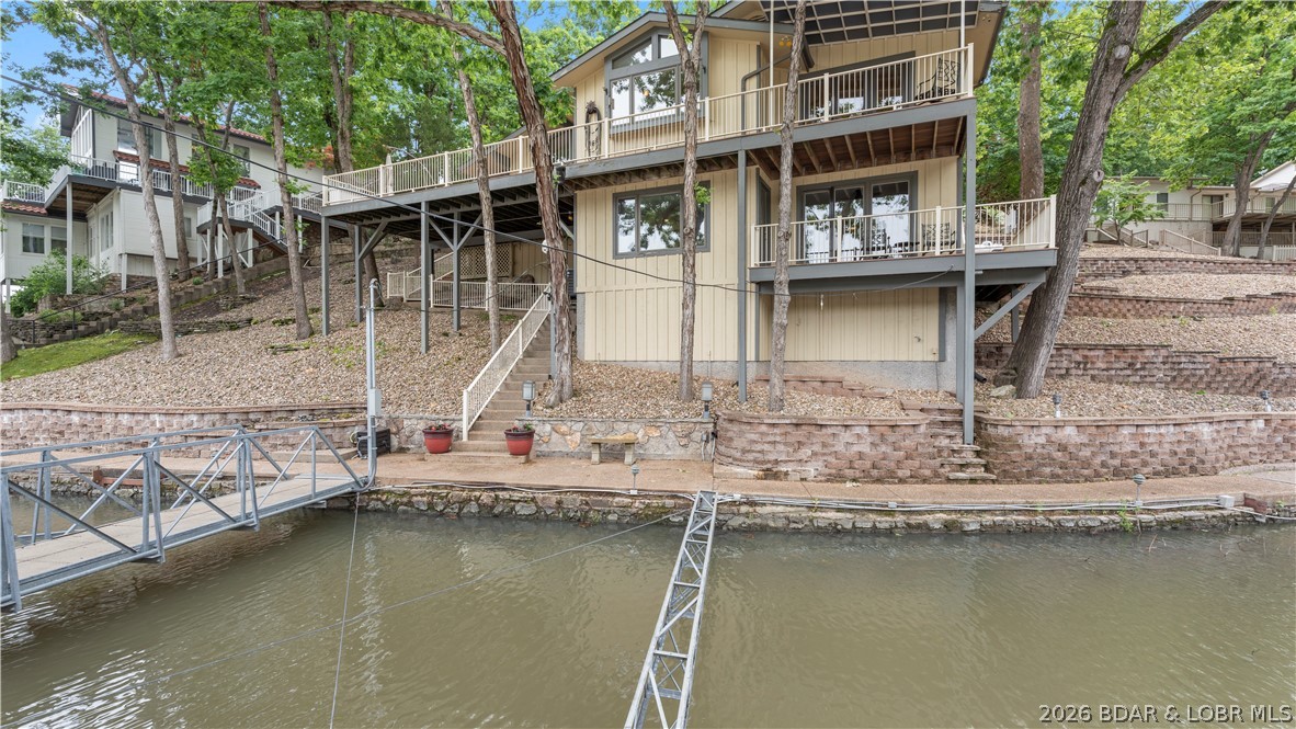 109 Hawk Circle