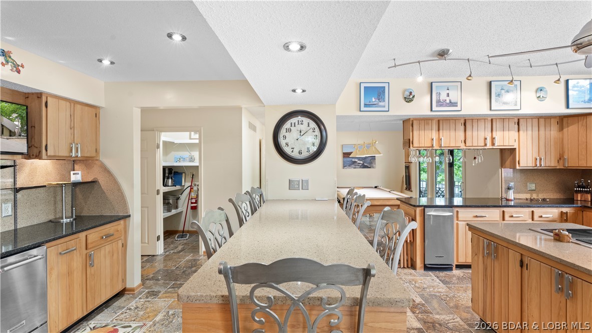 109 Hawk Circle