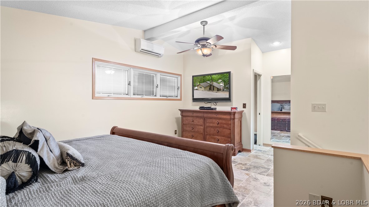 109 Hawk Circle