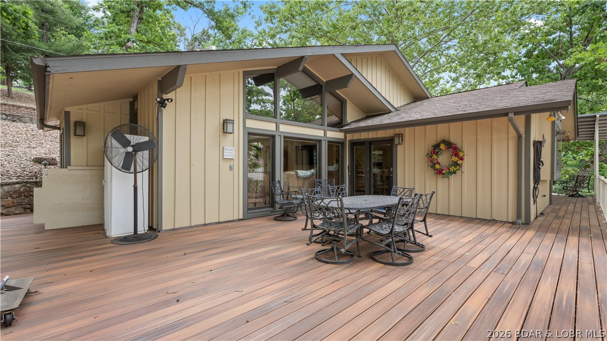 109 Hawk Circle