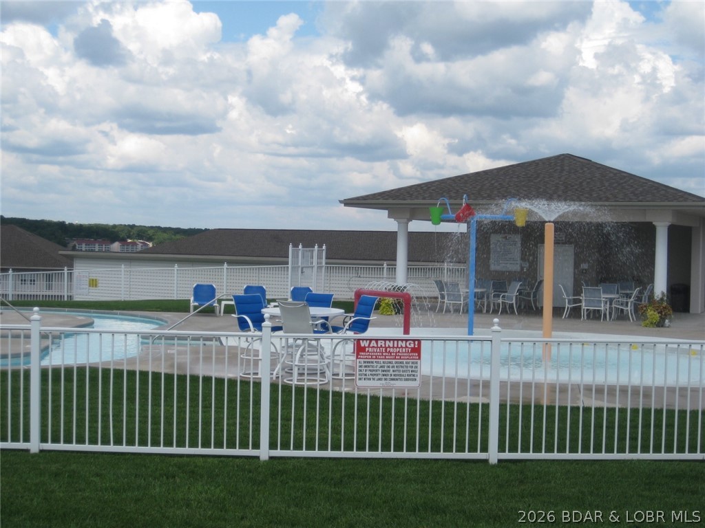 1220 Lands End Parkway 209