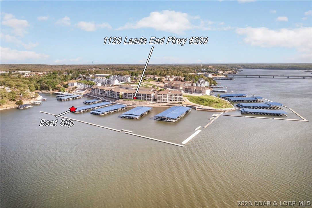 1220 Lands End Parkway 209