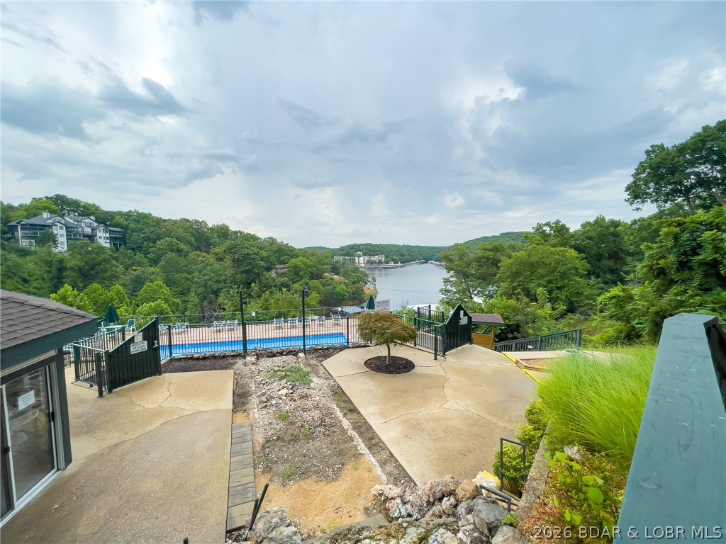 1394 Cherokee Road 2B