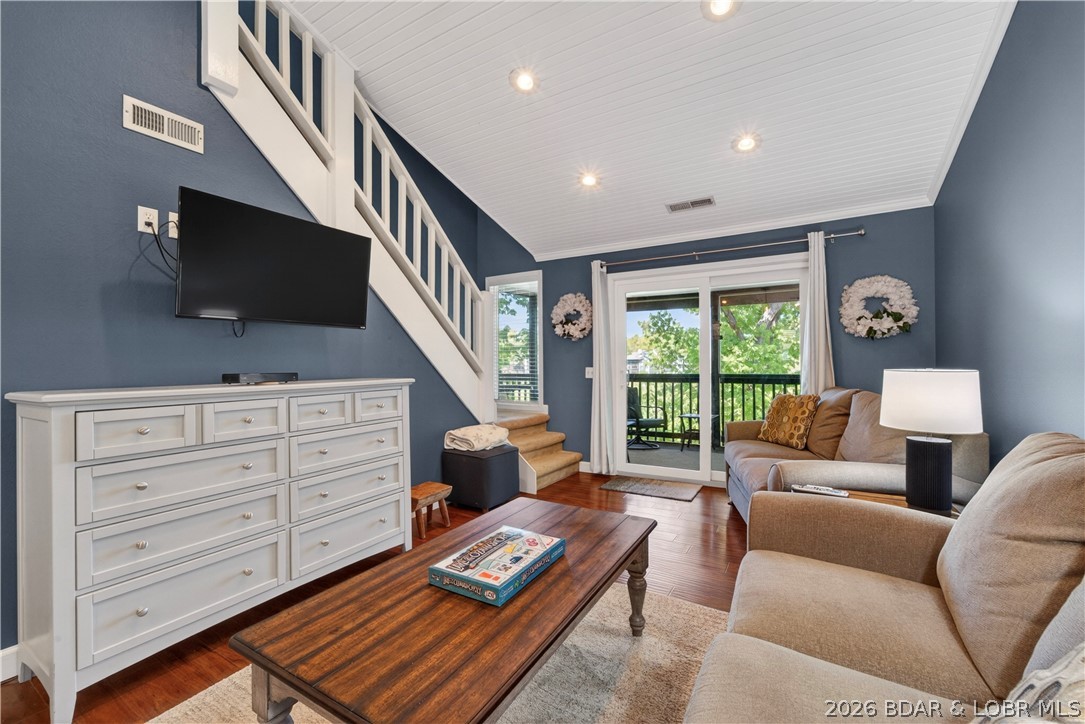 1394 Cherokee Road 2B