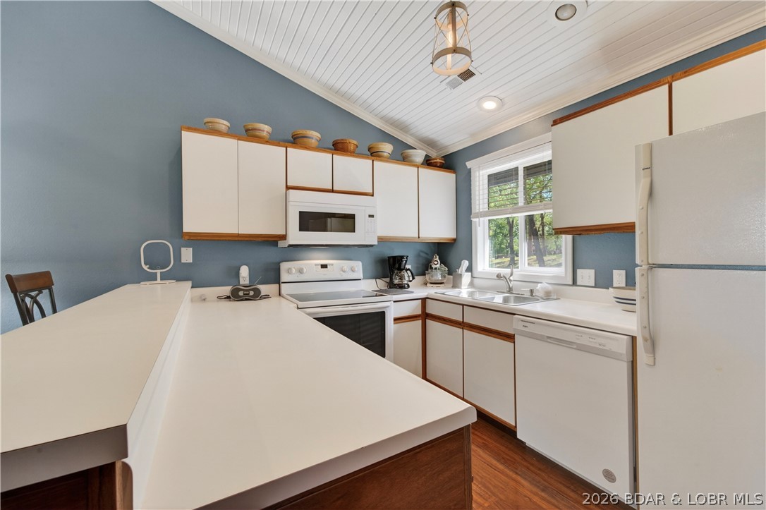 1394 Cherokee Road 2B