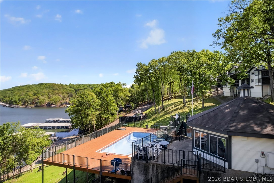 1394 Cherokee Road 2B