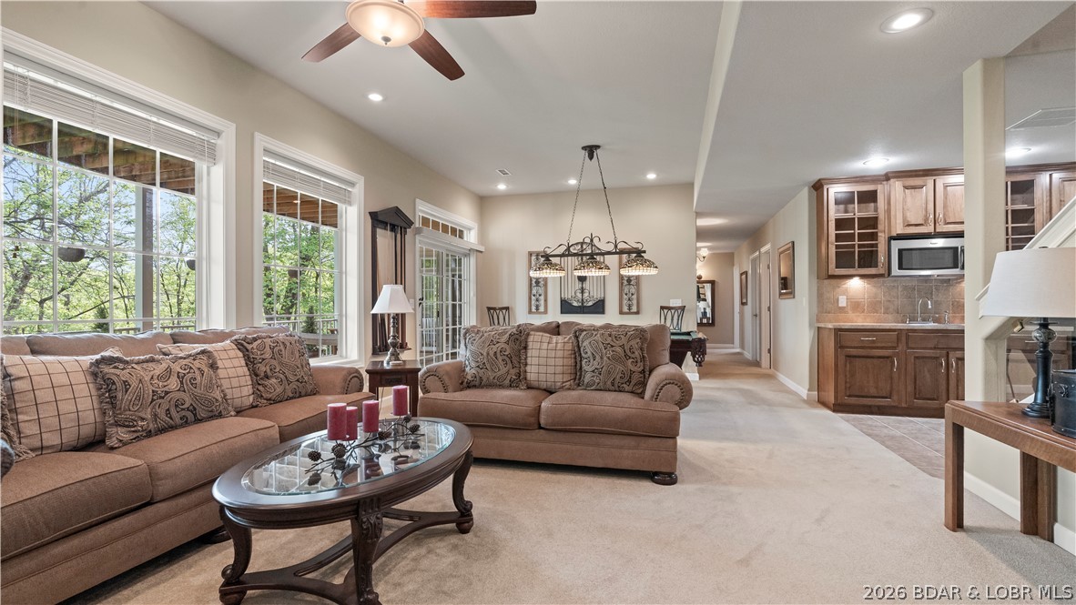 86 Beacon Hill Drive
