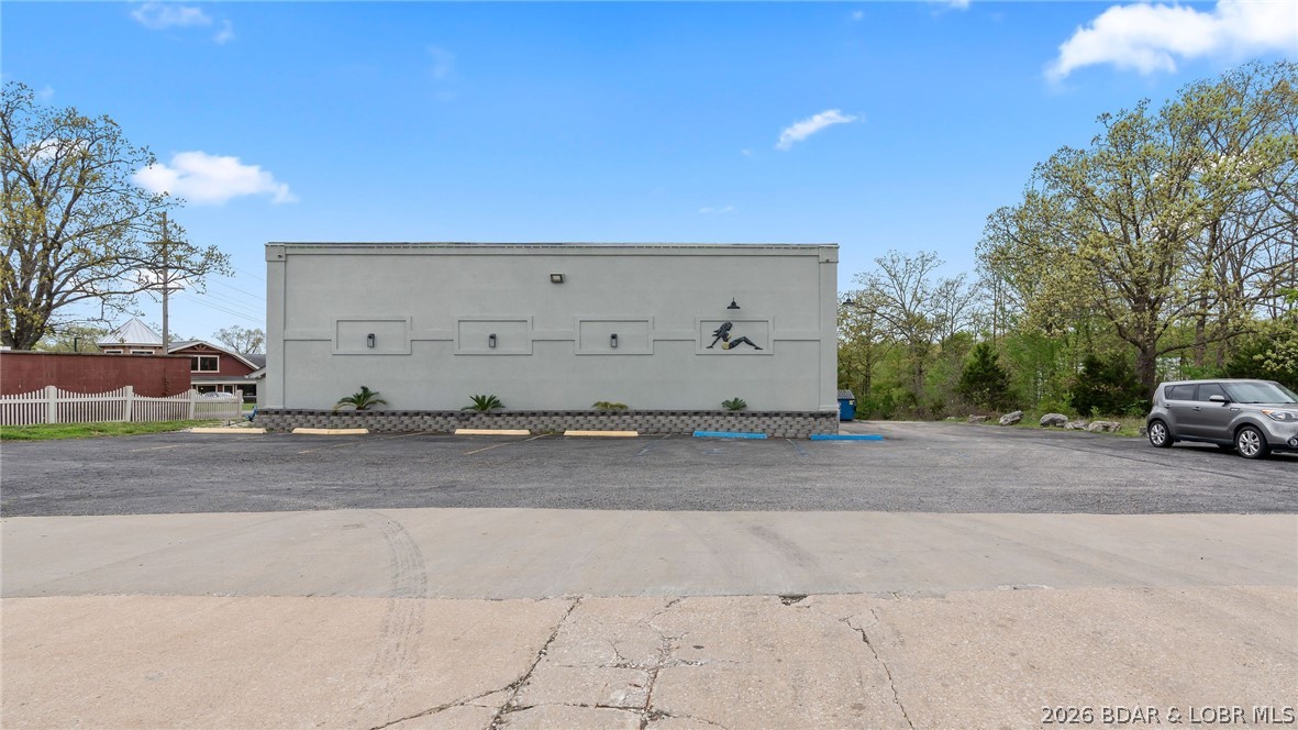 843 Highway 42