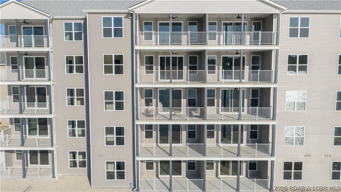 290 Plaza Beach Drive 2A