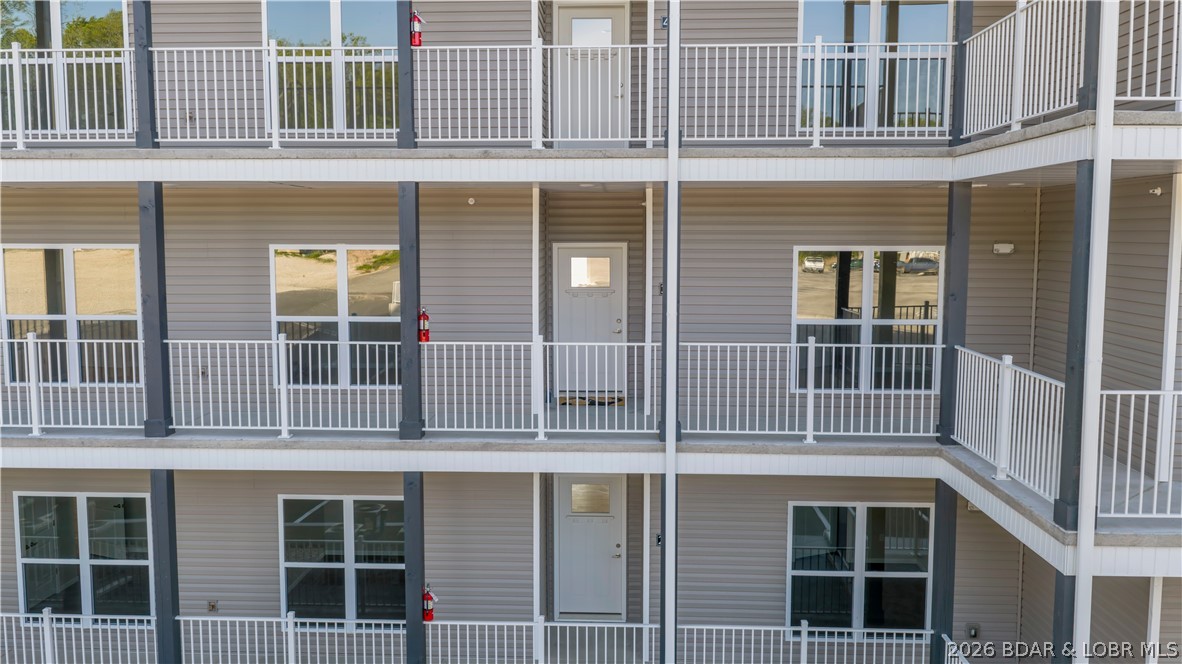 290 Plaza Beach Drive 2A