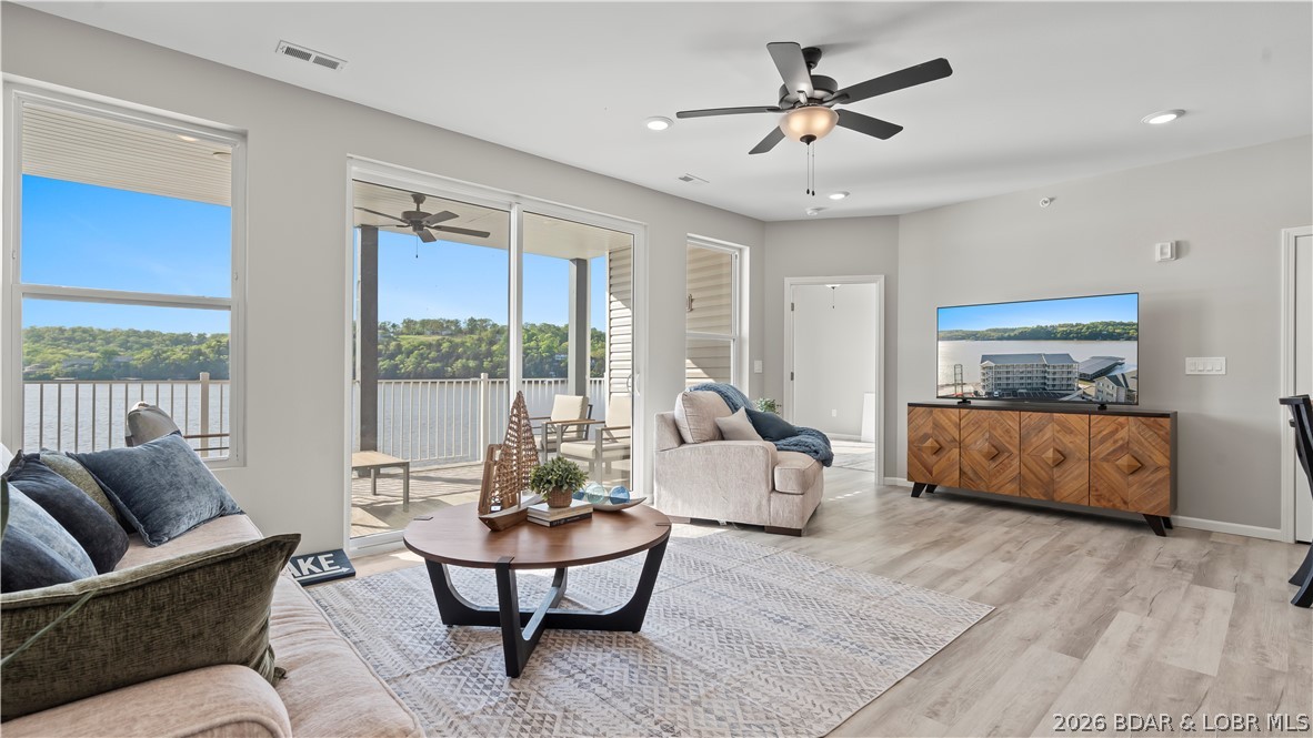 290 Plaza Beach Drive 2A