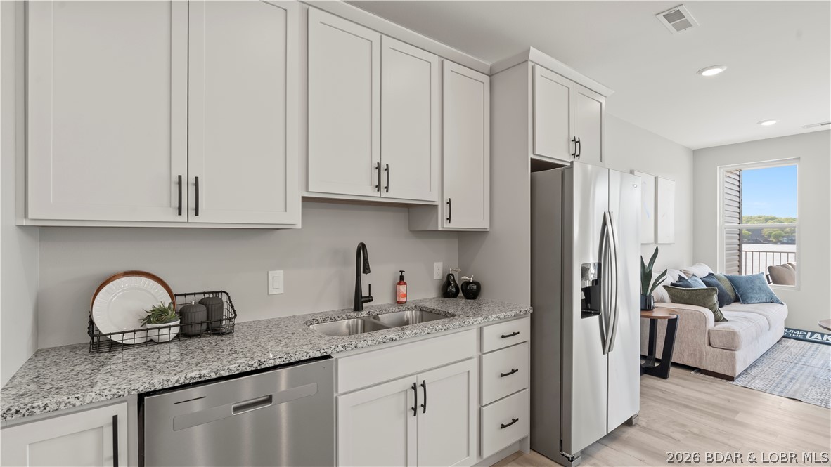 290 Plaza Beach Drive 2A