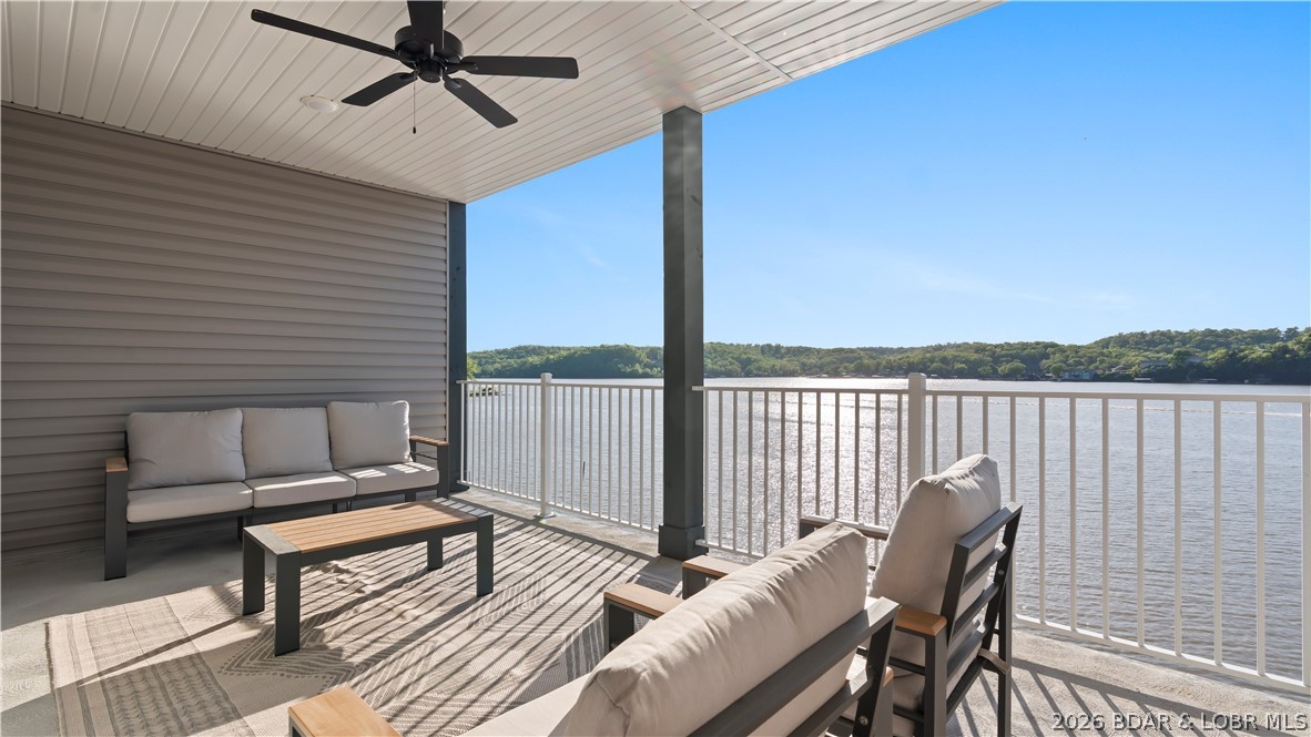 290 Plaza Beach Drive 2A