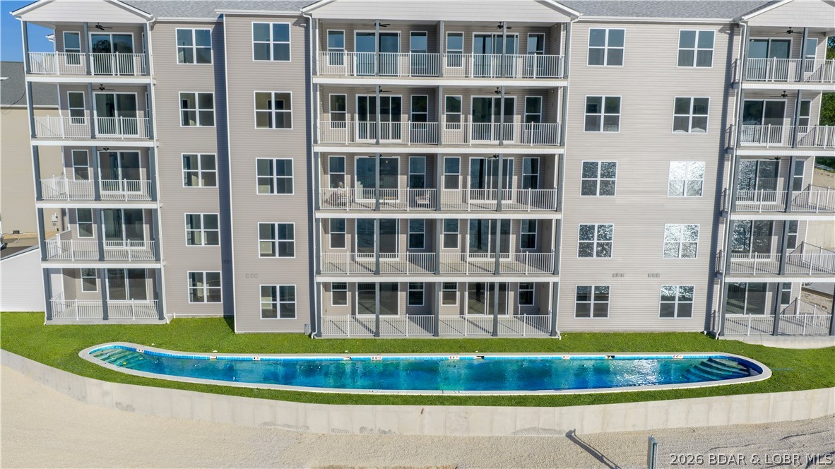 290 Plaza Beach Drive 2A