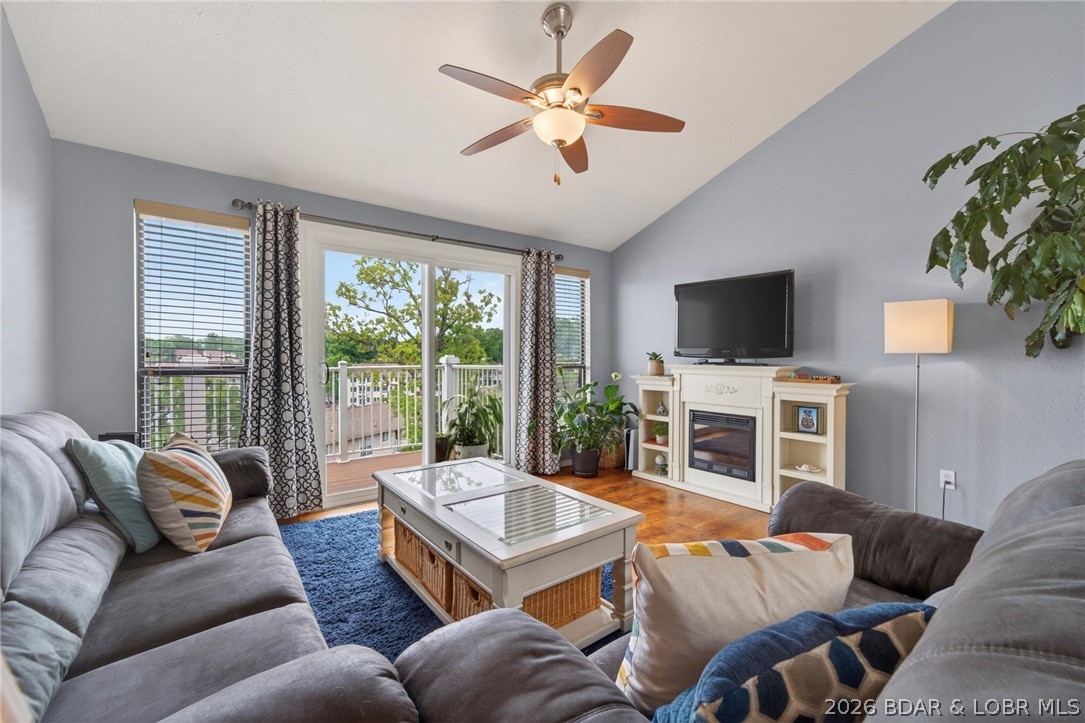 5079 Aqua Drive 2E